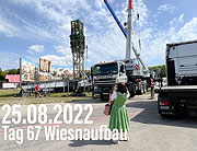 Oktoberfest 2022 Aufbau - Tag 67 (Donnerstag, 25.08.2022)- mehr Fahrgeschäfte kommen  (©Foto:Martin Schmitz)
